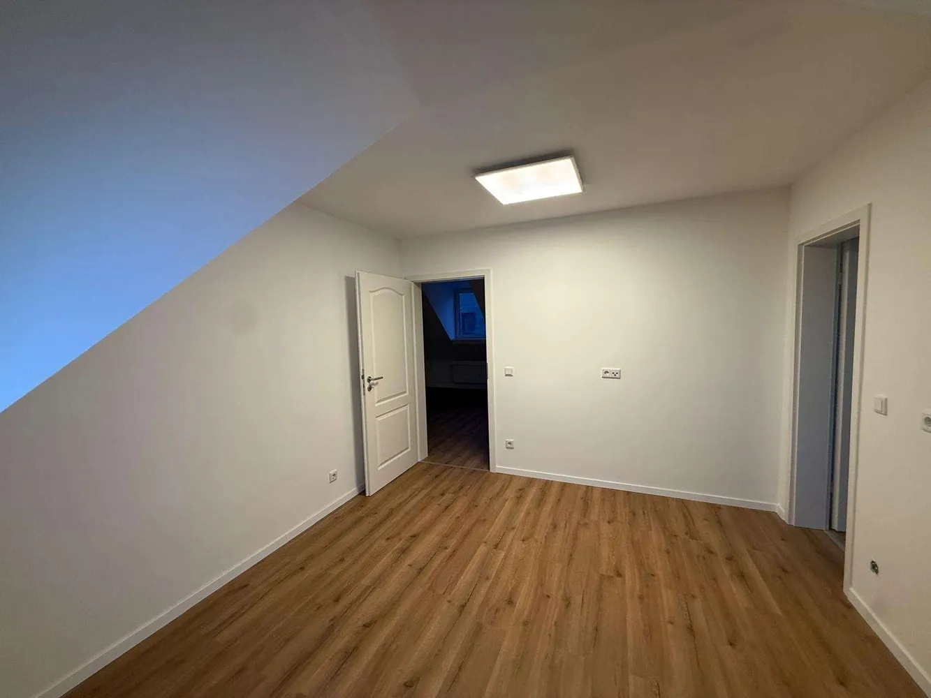 4 Zimmer Wohnung mit 100 m² in Wuppertal – Bild 6