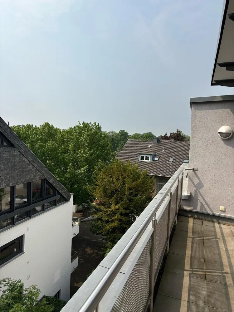 2 Zimmer Wohnung mit 80 m² in Köln – Bild 4