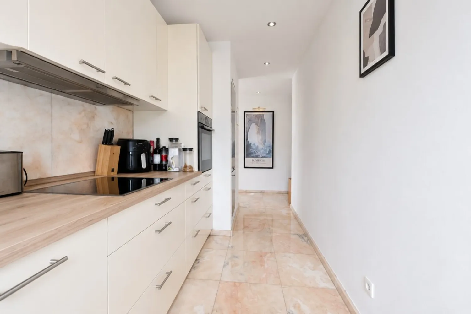 4 Zimmer Wohnung mit 140 m² in Düsseldorf – Bild 8
