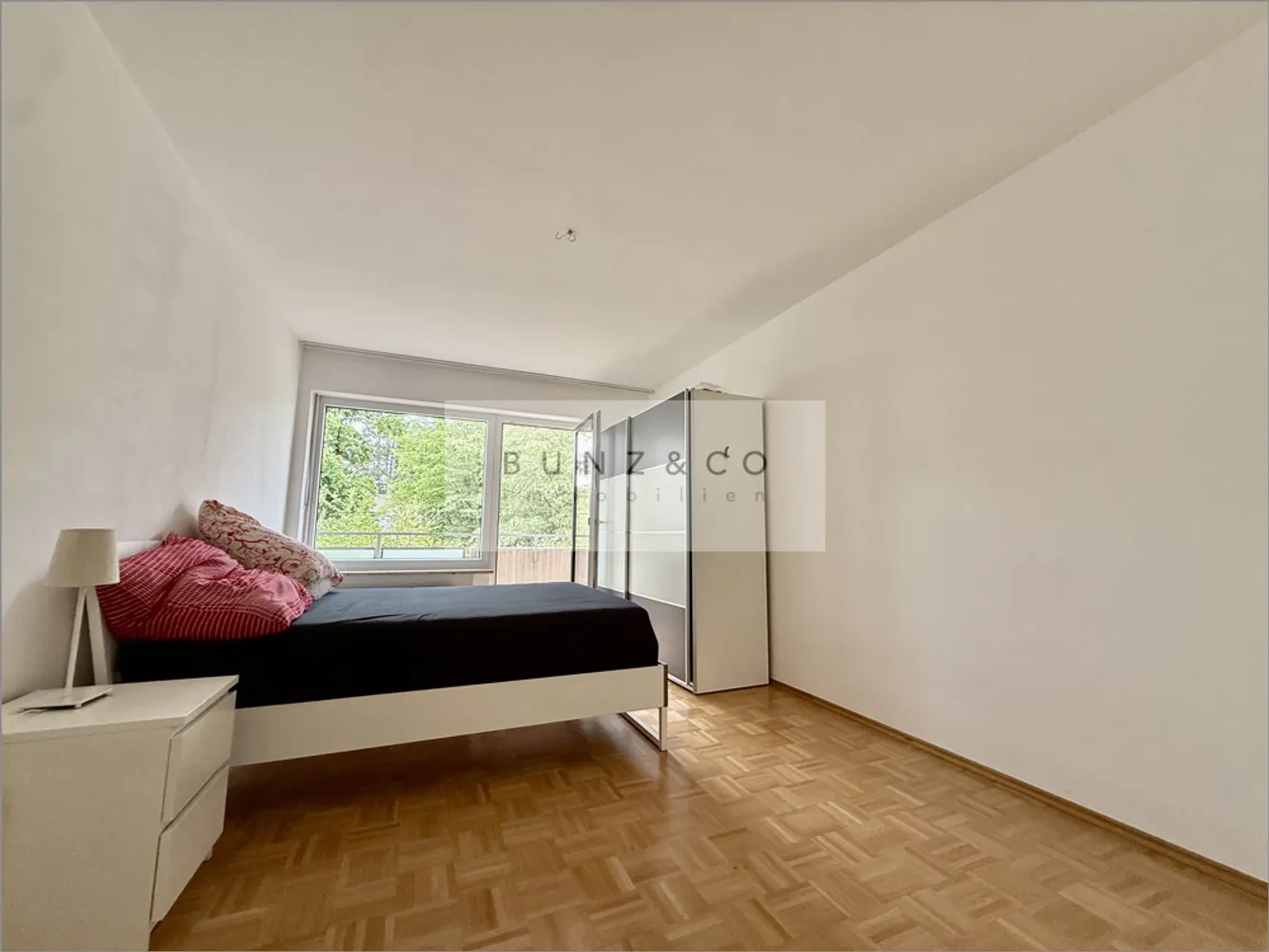 2 Zimmer Wohnung mit 68 m² in München – Bild 4