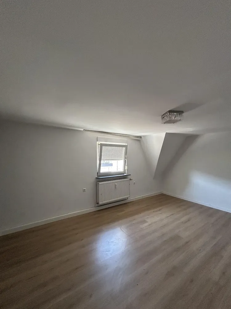 4 Zimmer Wohnung mit 95 m² in Ludwigshafen am Rhein – Bild 3