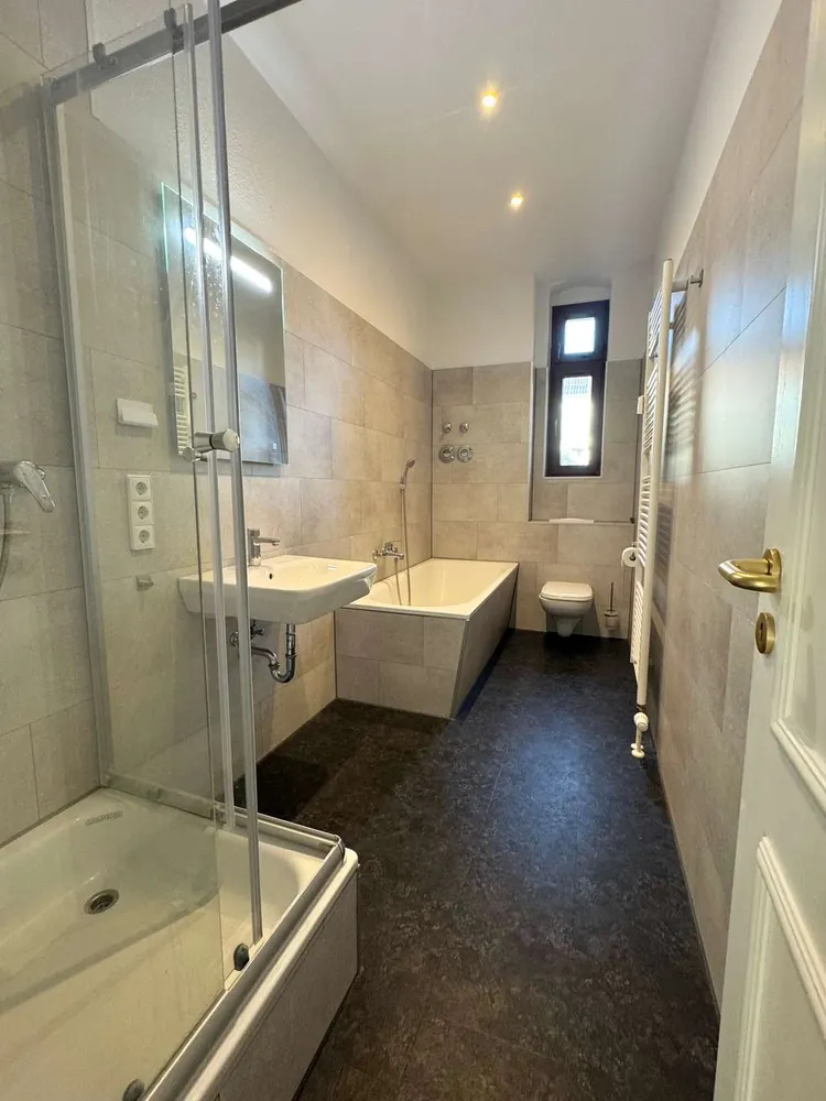 2 room apartment with 72 m² in Magdeburg – Photo 2
