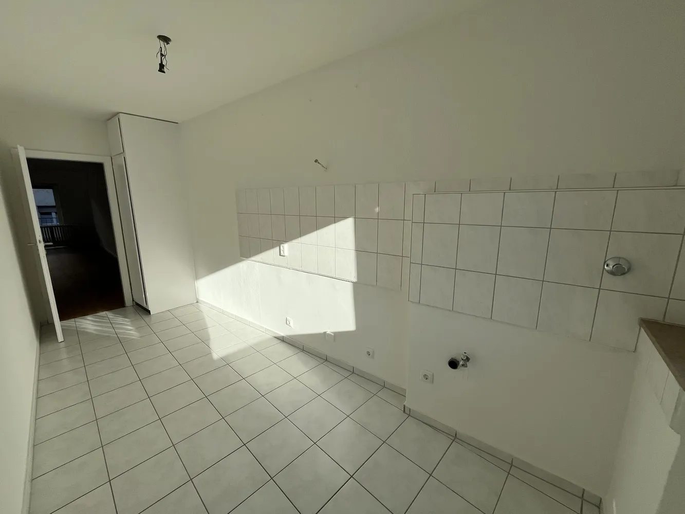 2 room apartment with 65 m² in Cologne – Photo 8