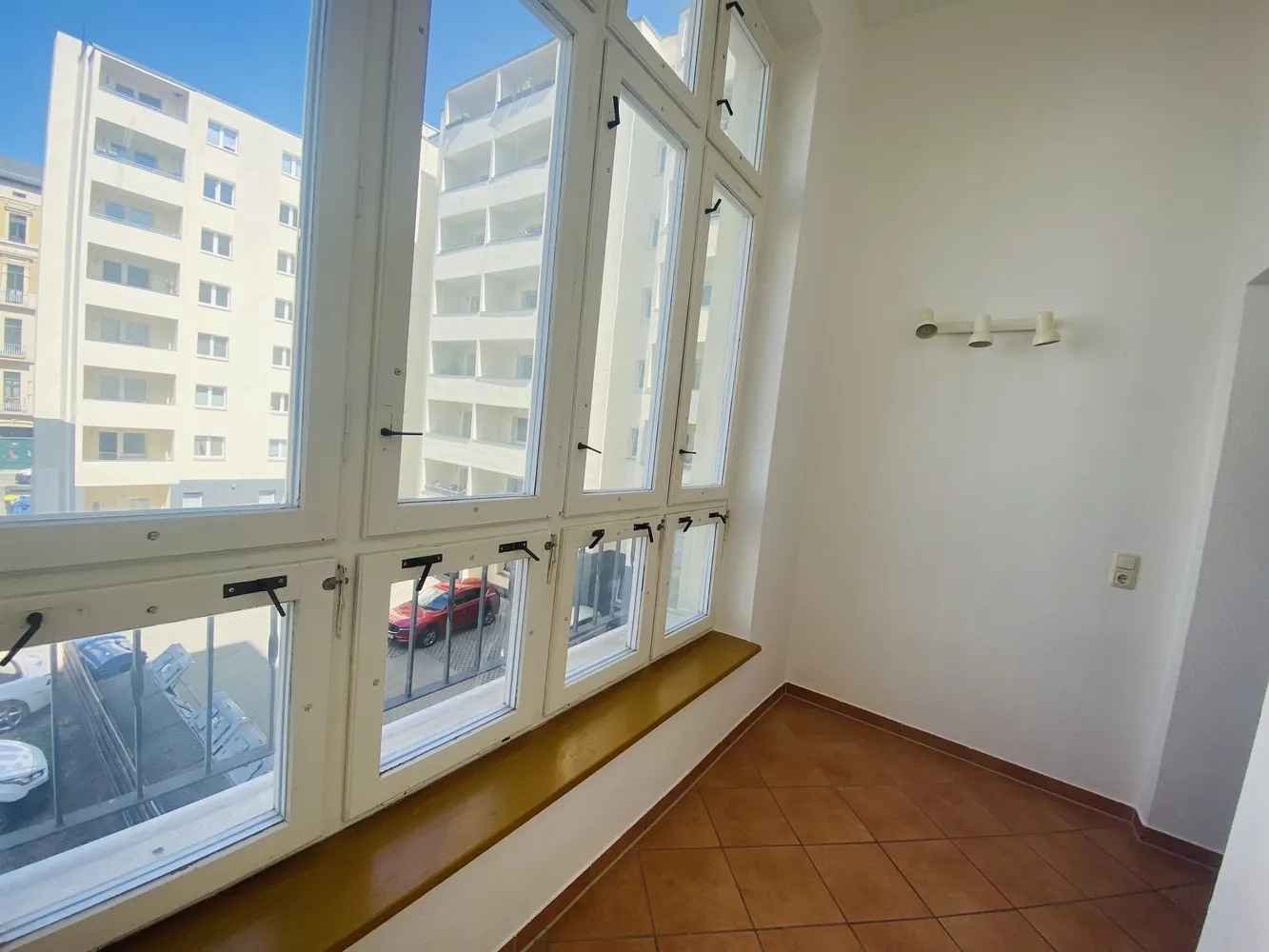 2 room apartment with 94 m² in Magdeburg – Photo 9