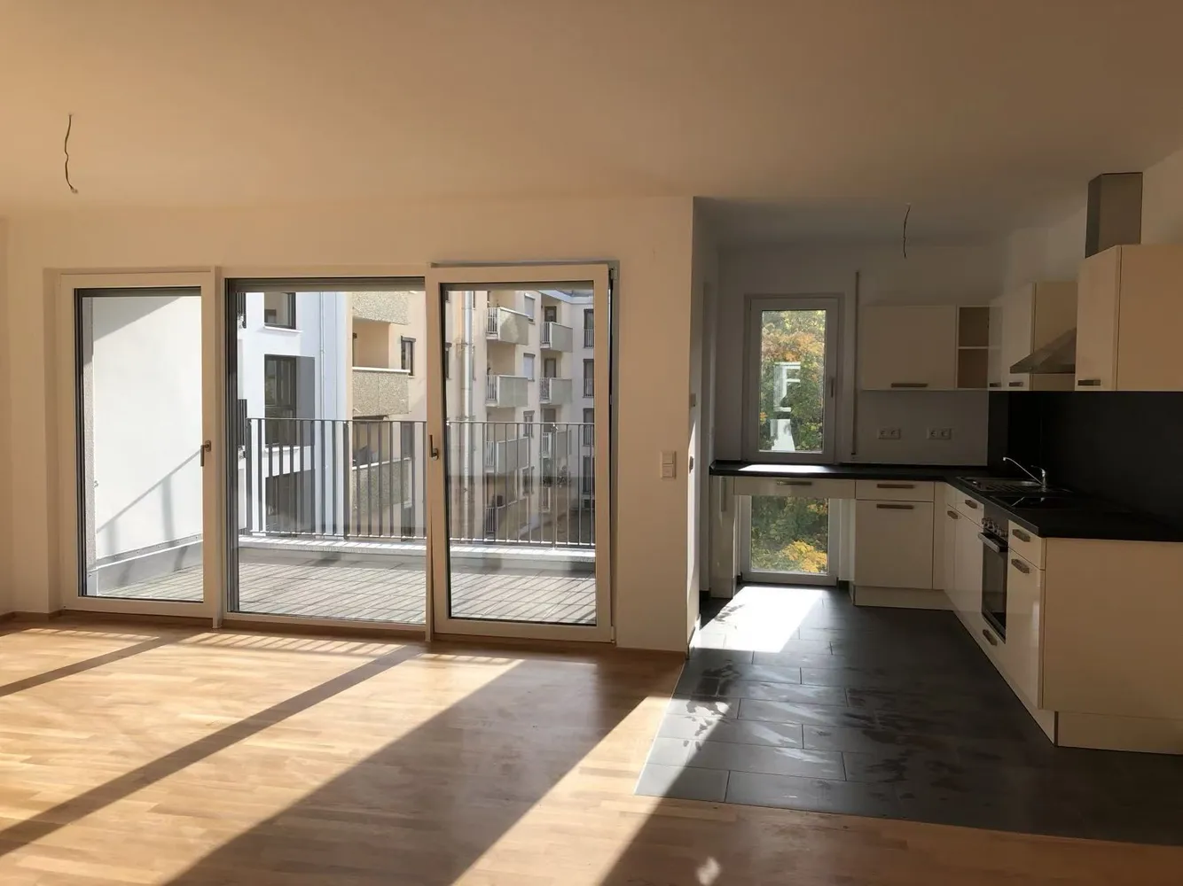 3 Zimmer Wohnung mit 76 m² in Nürnberg – Bild 2