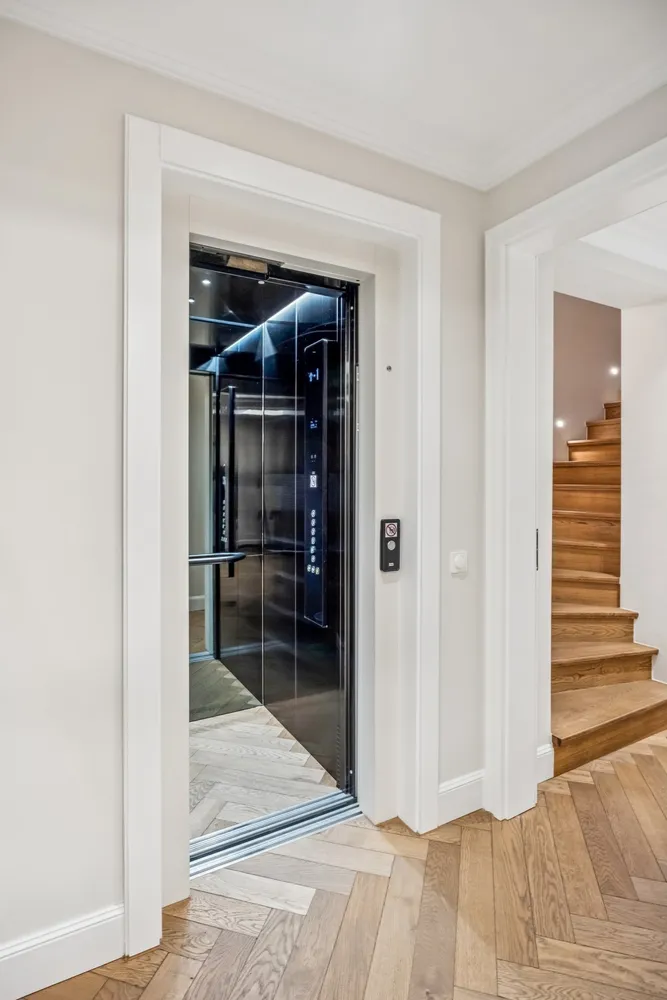 11 Zimmer Haus mit 475 m² in Düsseldorf – Bild 3