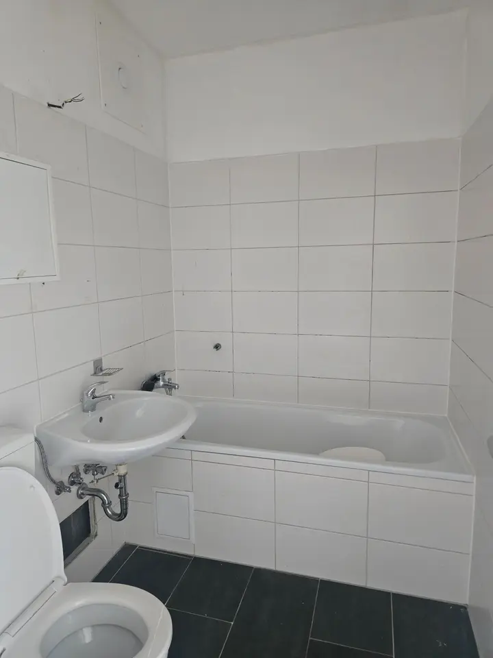 4 Zimmer Wohnung mit 70 m² in Halle (Saale) – Bild 9