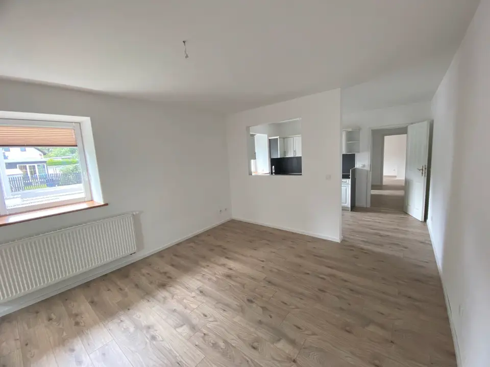2 Zimmer Wohnung mit 65 m² in Plauen – Bild 1
