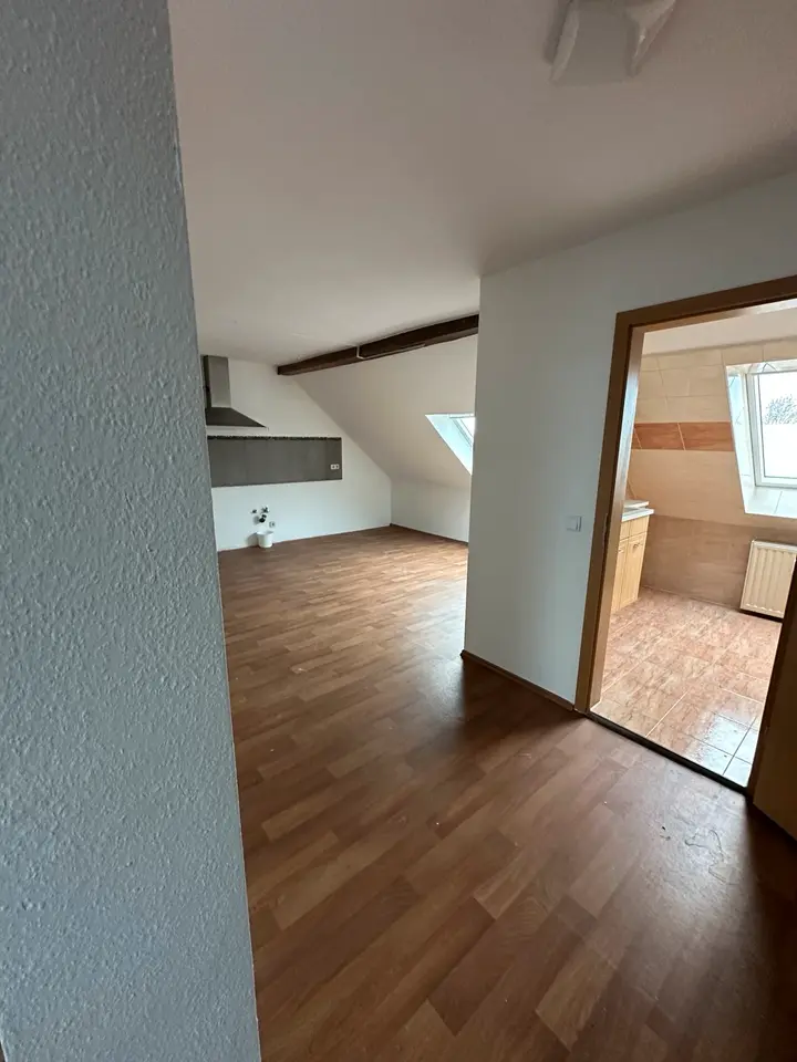 4 Zimmer Wohnung mit 83 m² in Halle (Saale) – Bild 6