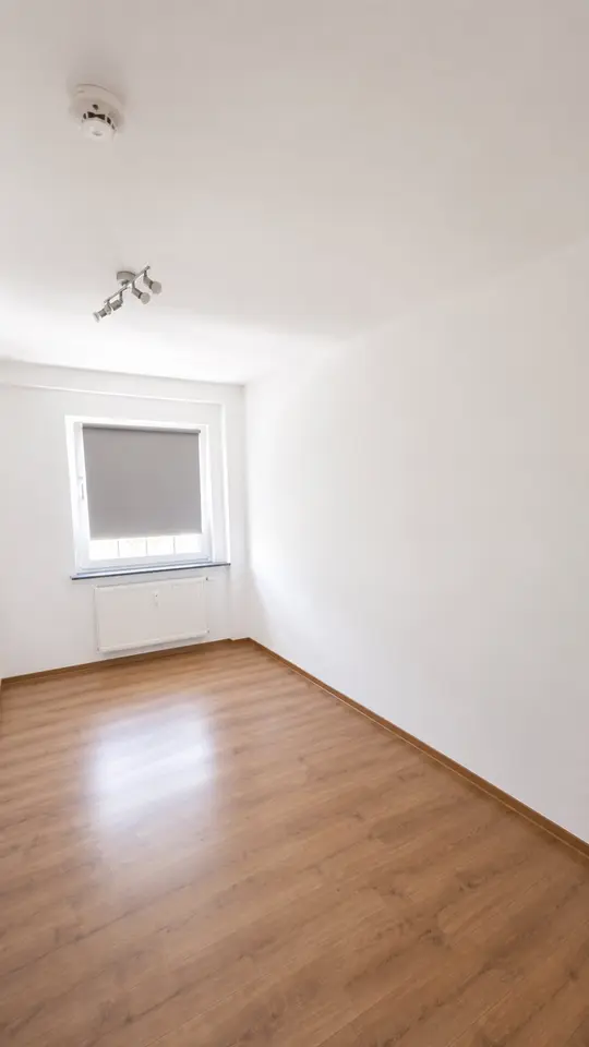 4 Zimmer Wohnung mit 100 m² in Duisburg – Bild 3