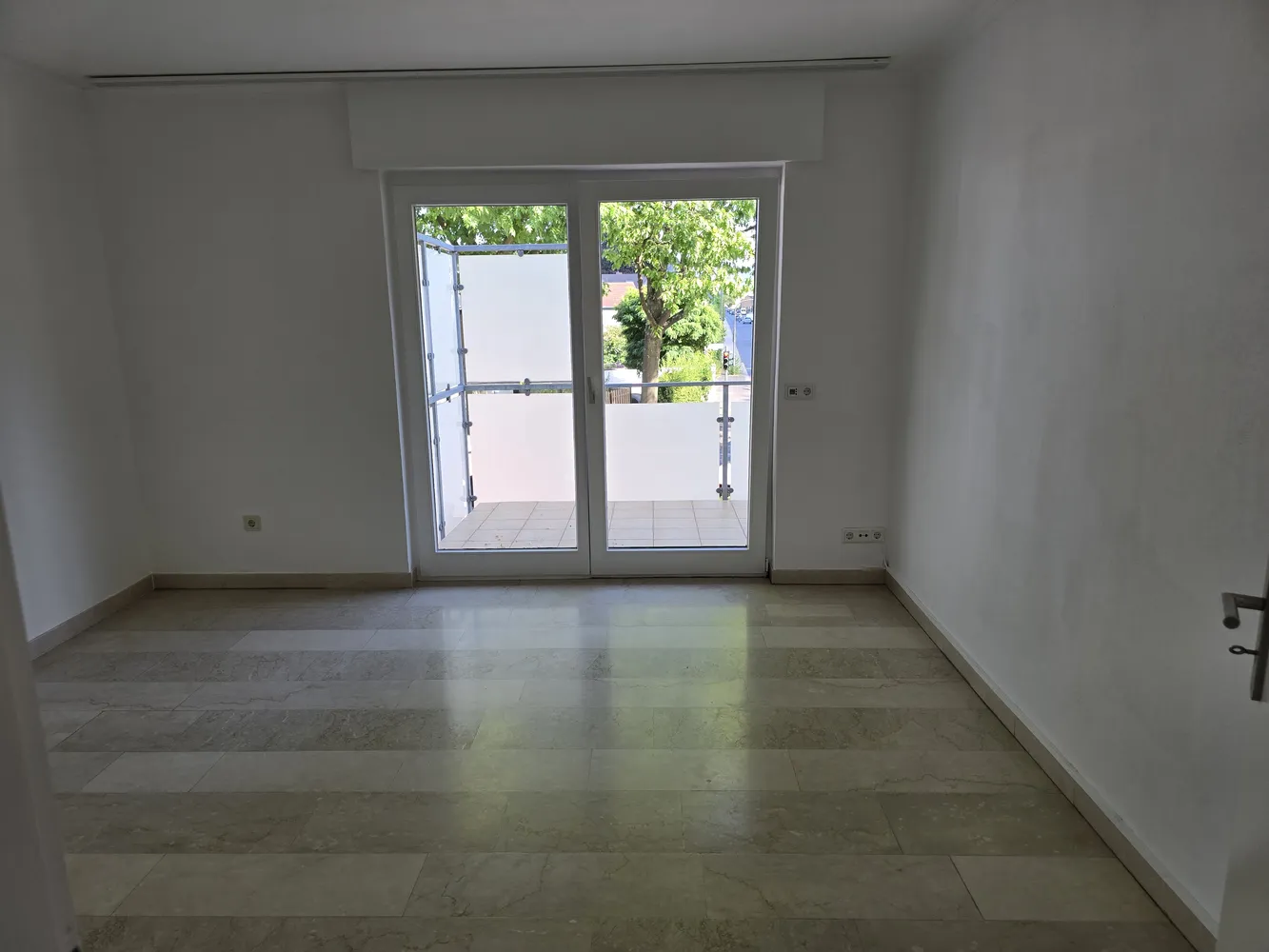 7 Zimmer Wohnung mit 140 m² in Bonn – Bild 1