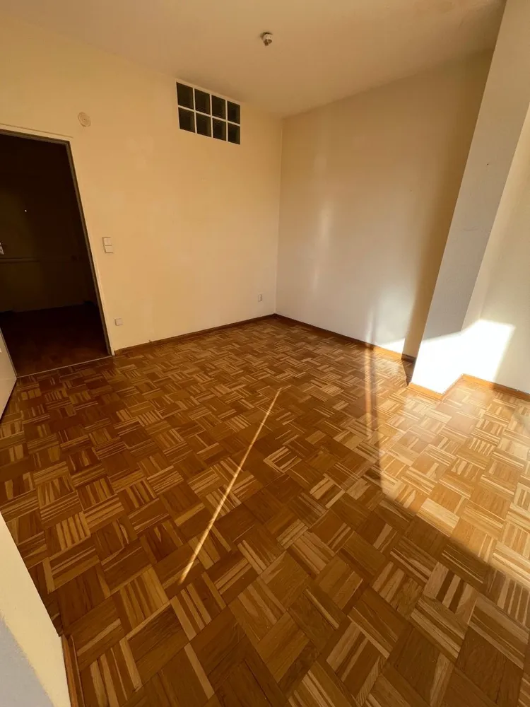 2 Zimmer Wohnung mit 81 m² in Berlin – Bild 3