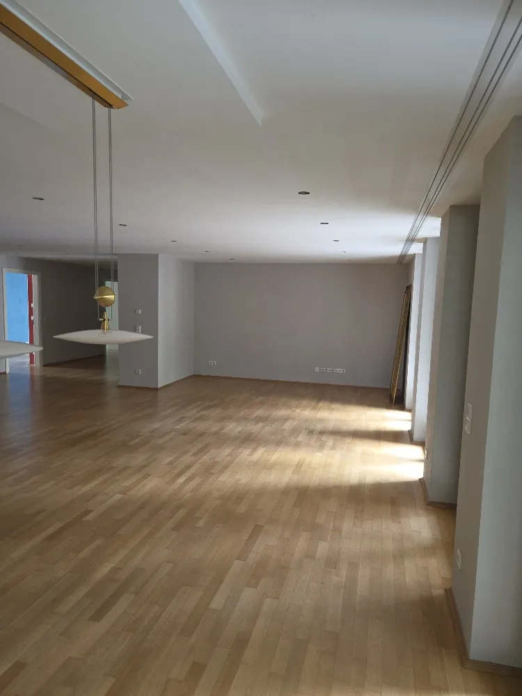 4 Zimmer Wohnung mit 210 m² in Frankfurt am Main – Bild 3