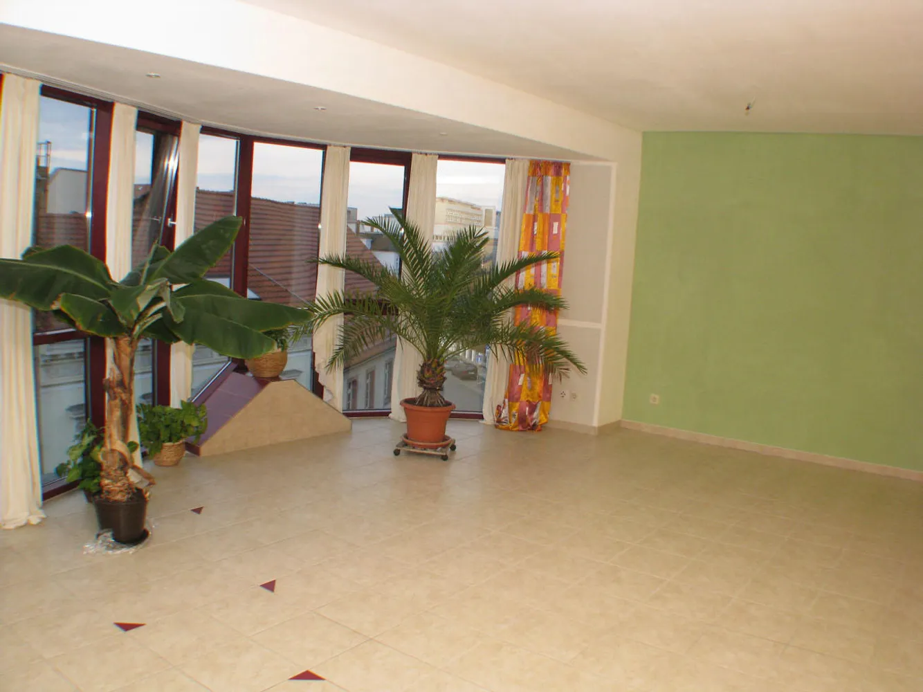 3 Zimmer Wohnung mit 110 m² in Cottbus – Bild 1