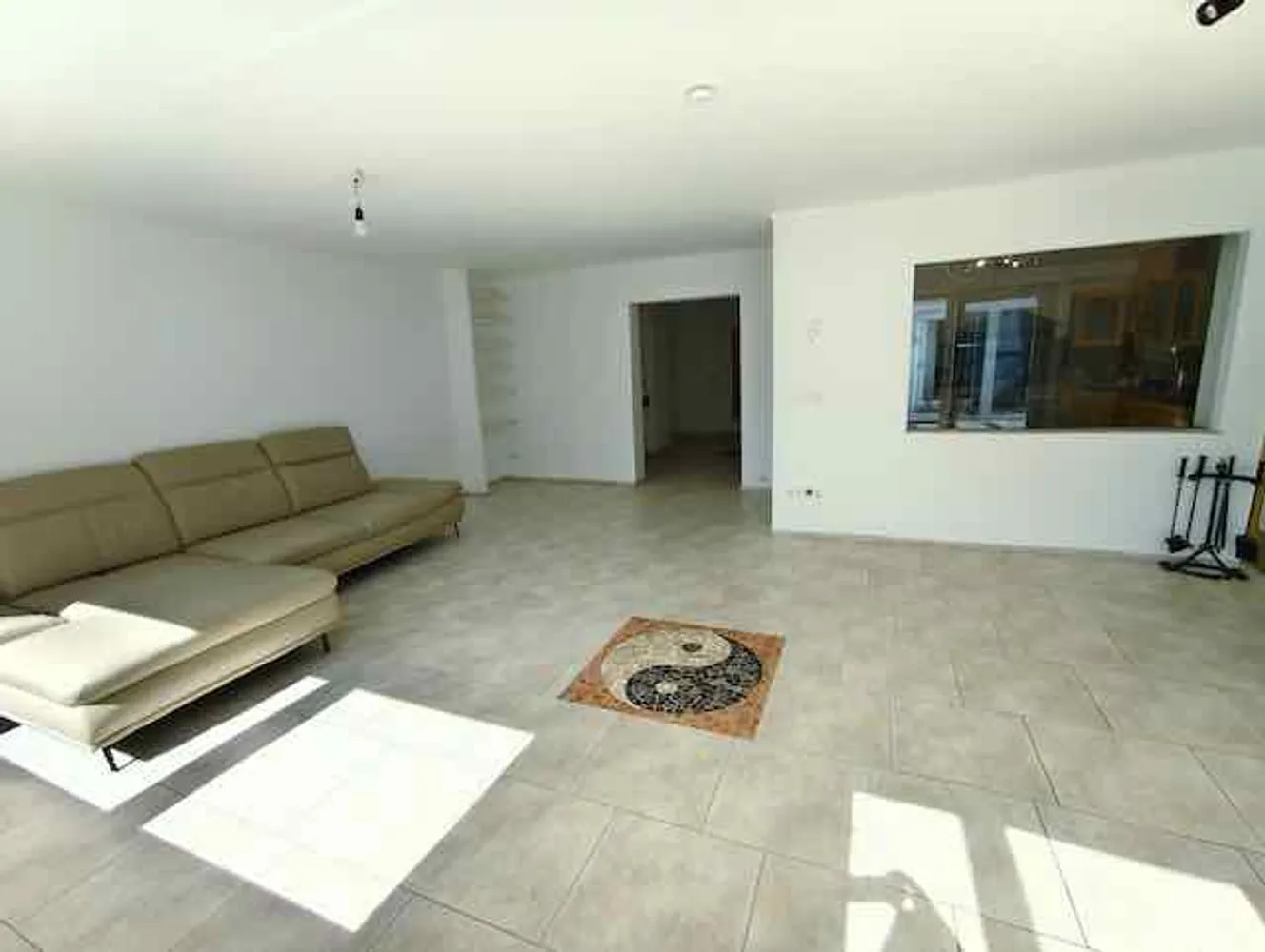3 room apartment with 120 m² in Cologne – Photo 3