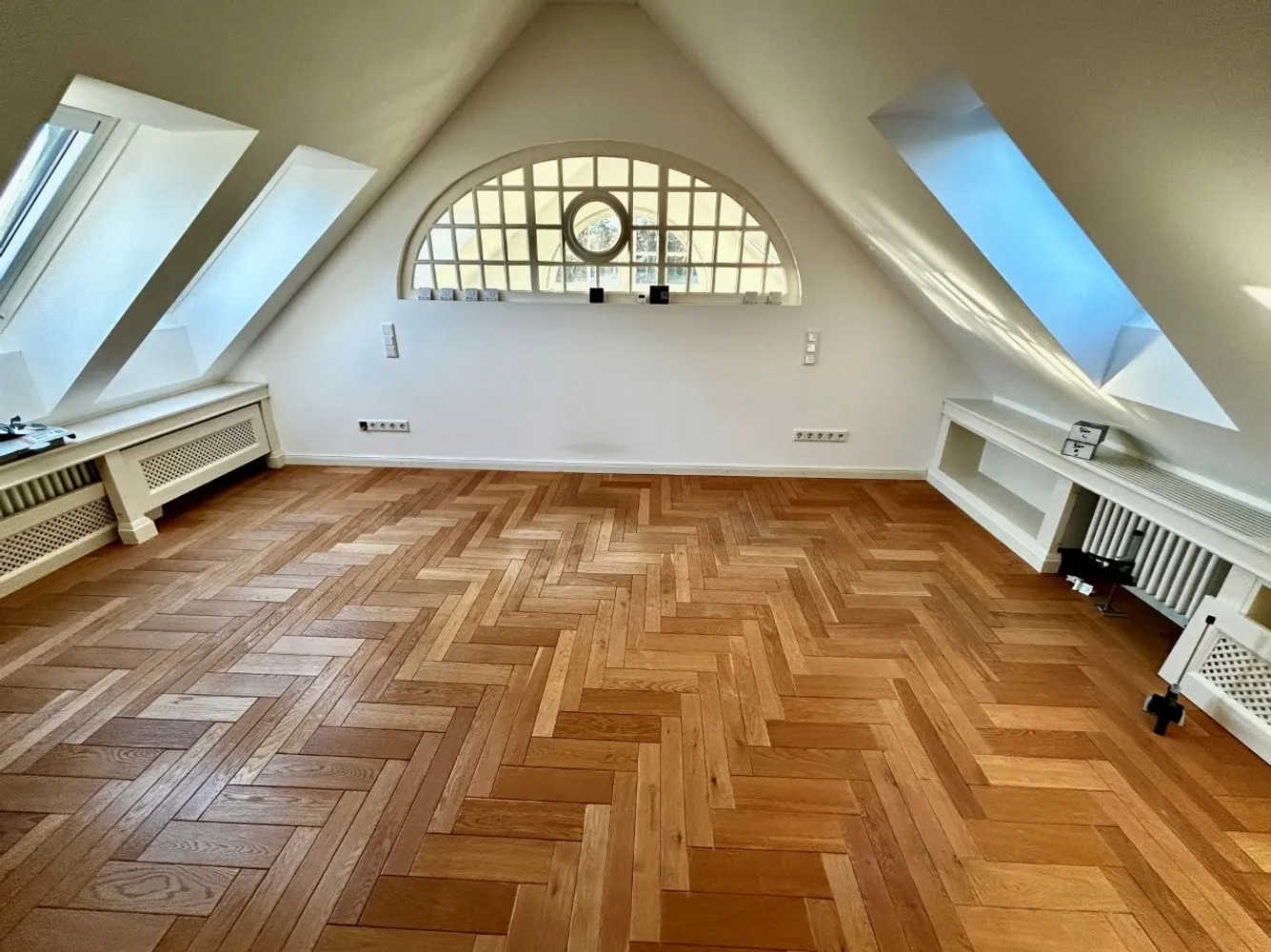 4 Zimmer Wohnung mit 191 m² in München – Bild 11