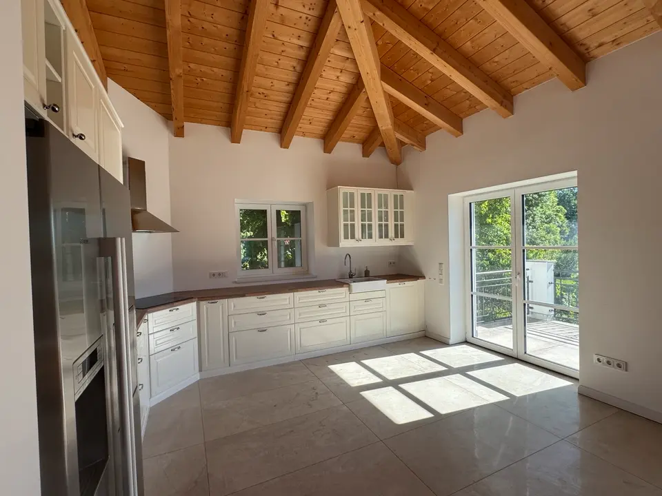 4 Zimmer Wohnung mit 122 m² in Weilheim in Oberbayern – Bild 2