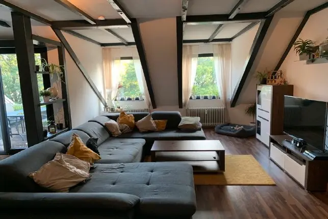 4 Zimmer Wohnung mit 155 m² in Detmold – Bild 2