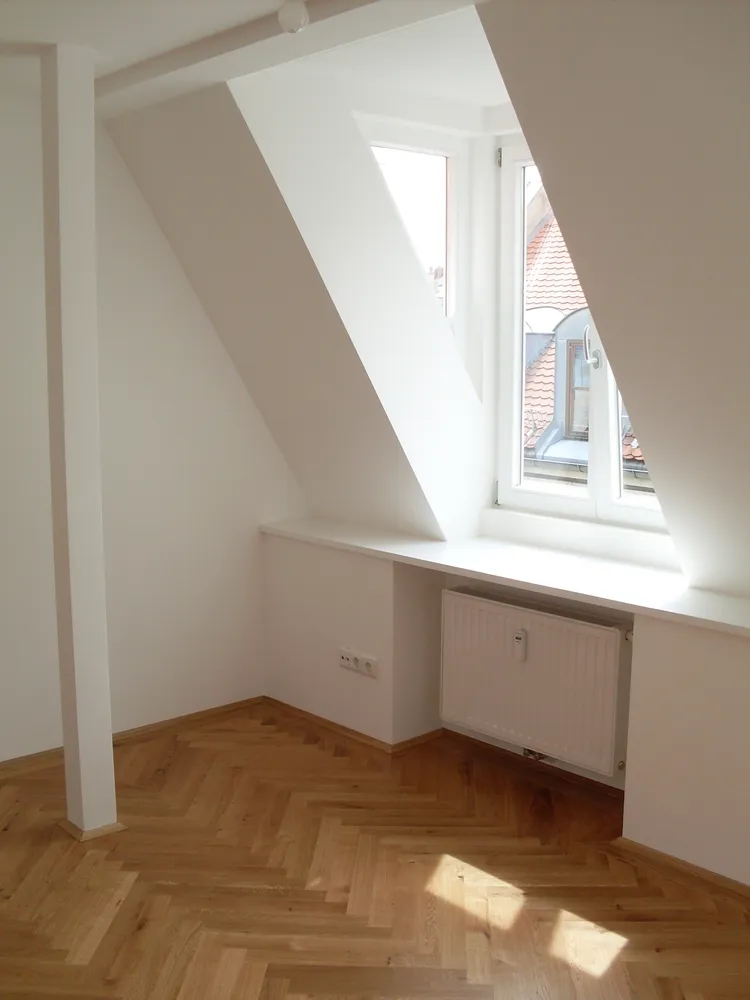 4 Zimmer Wohnung mit 75 m² in München – Bild 3