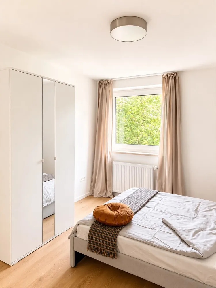 4 Zimmer Wohnung mit 72 m² in München – Bild 2