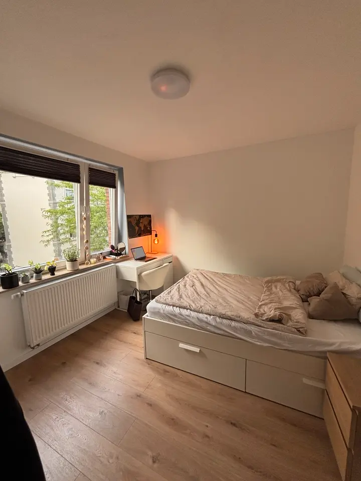 WG-Zimmer mit 90 m² in Erkrath – Bild 1