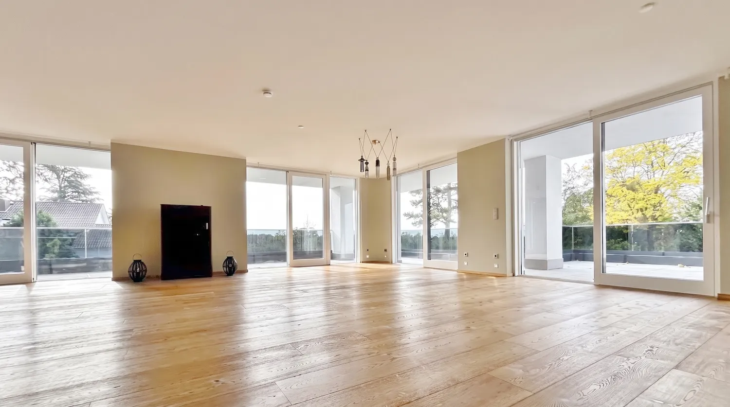 4 Zimmer Wohnung mit 298 m² in Frankfurt am Main – Bild 4