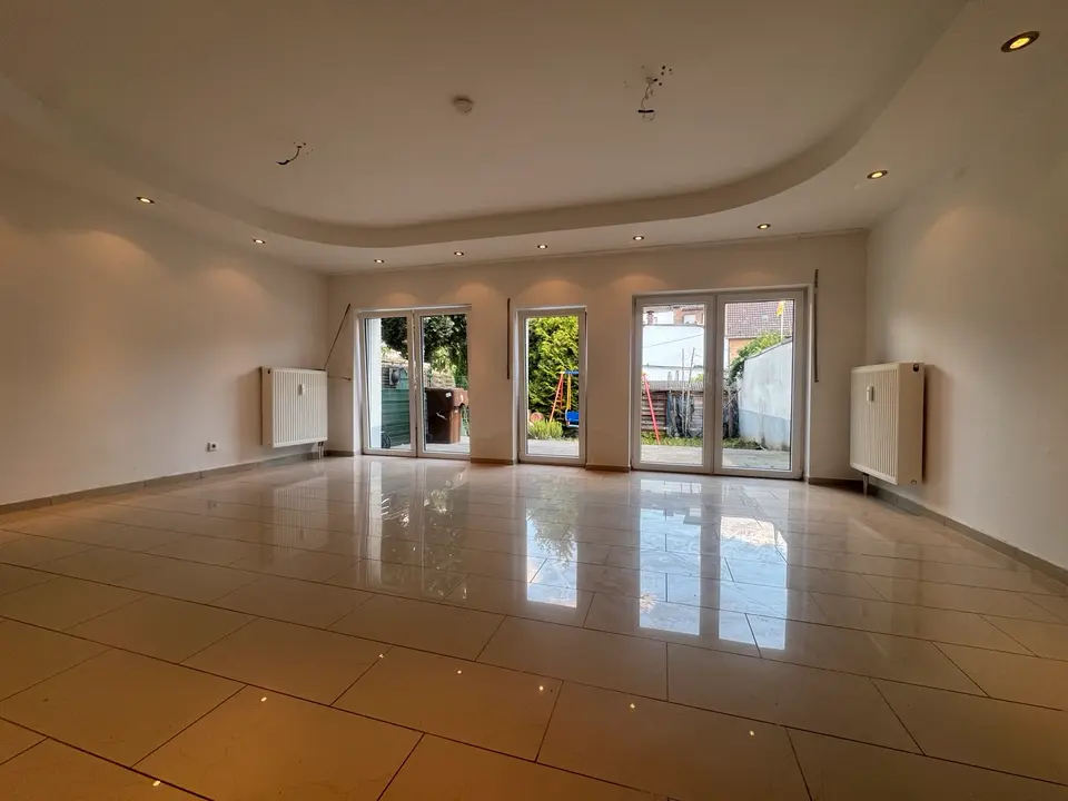 6 Zimmer Haus mit 170 m² in Mönchengladbach – Bild 1