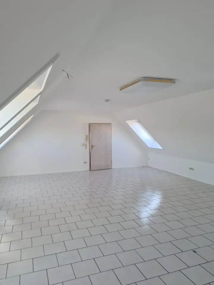 2 Zimmer Wohnung mit 86 m² in Delitzsch – Bild 2