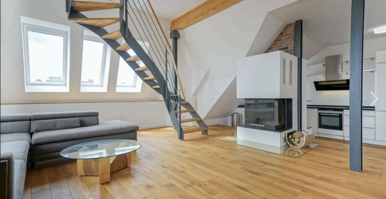 4 Zimmer Wohnung mit 155 m² in Berlin – Bild 2
