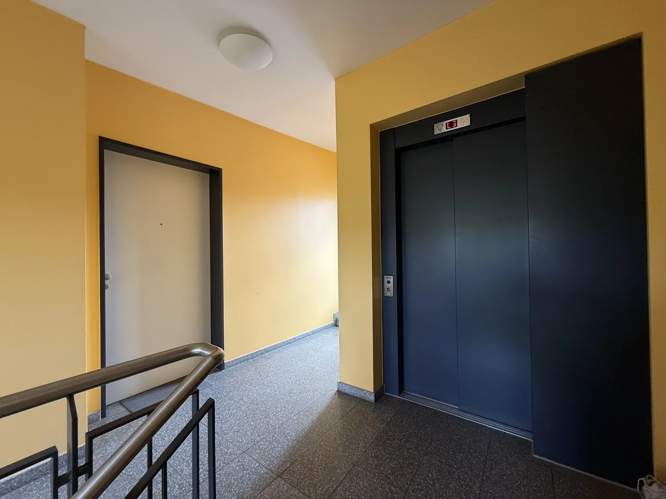 3 Zimmer Wohnung mit 84 m² in Köln – Bild 4