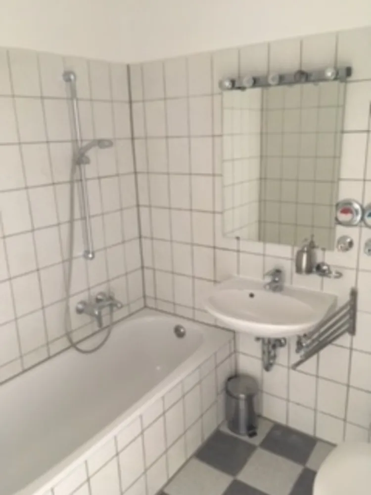 2 Zimmer Wohnung mit 46 m² in Frankfurt am Main – Bild 6
