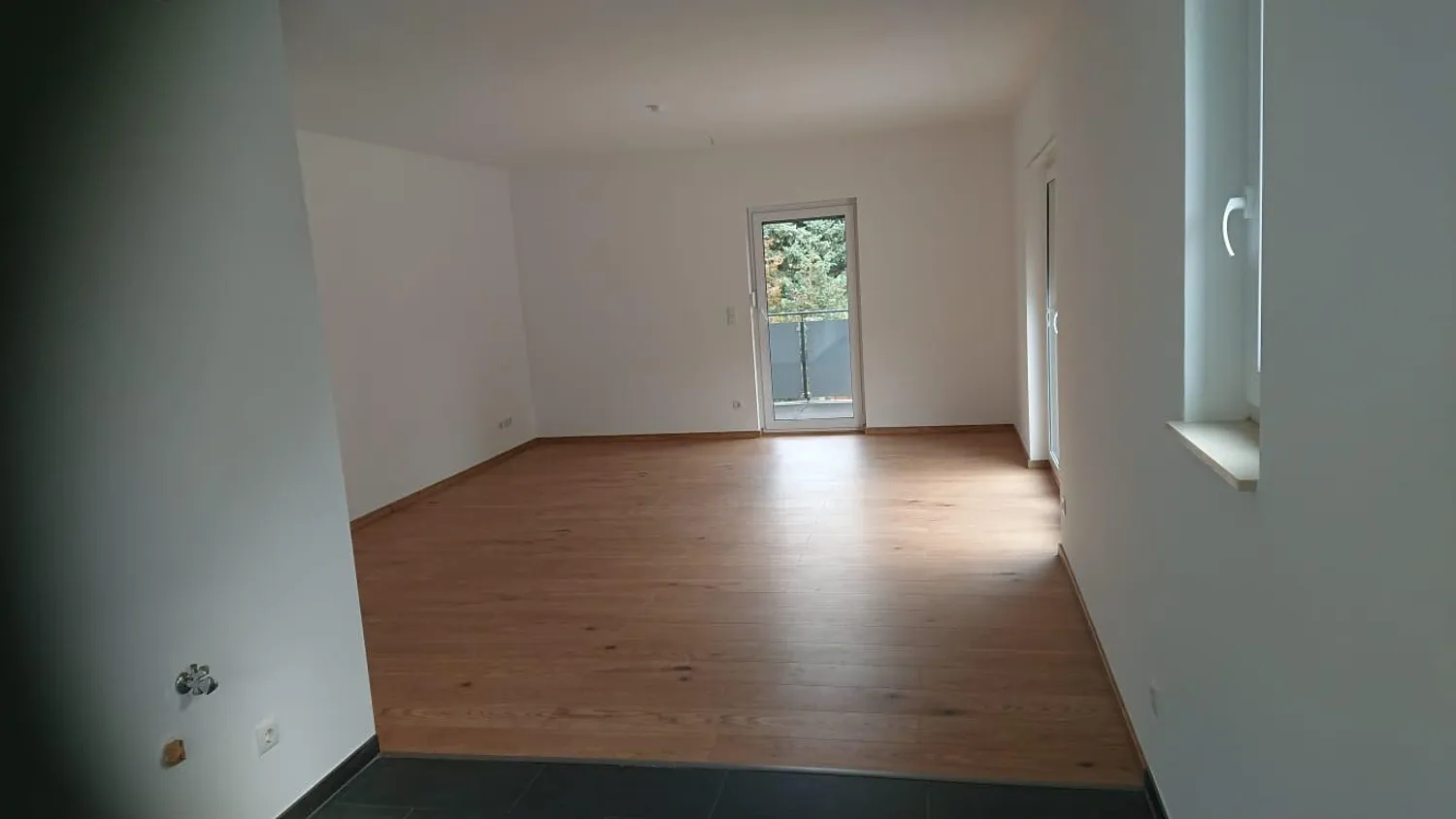 4 room apartment with 100 m² in Bitterfeld-Wolfen – Photo 9