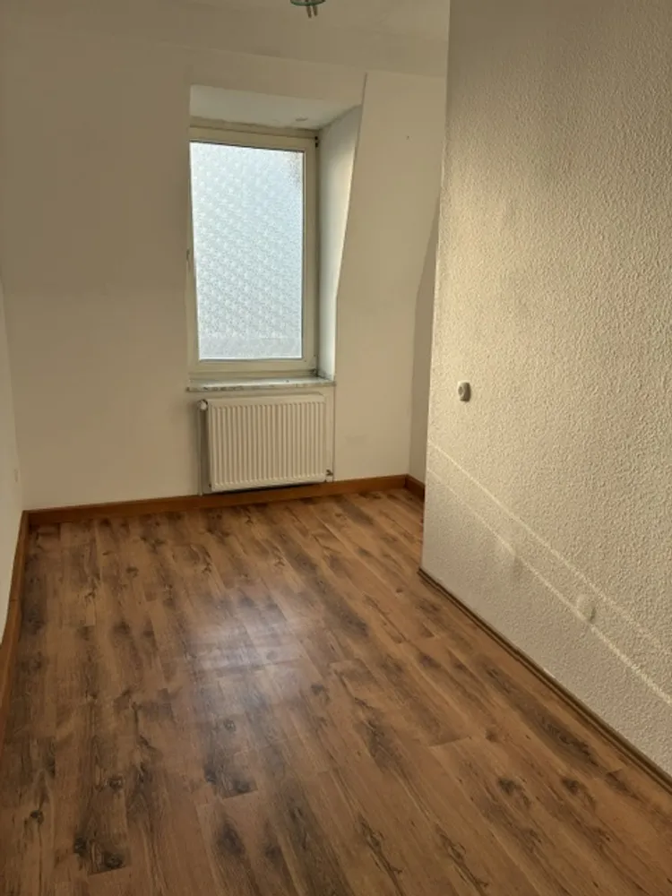 5 Zimmer Wohnung mit 105 m² in Wuppertal – Bild 2
