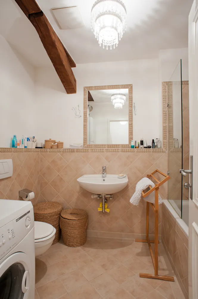 2 Zimmer Wohnung mit 82 m² in Regensburg – Bild 5