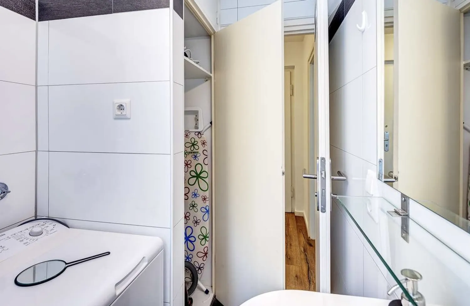 2 Zimmer Wohnung mit 57 m² in München – Bild 6