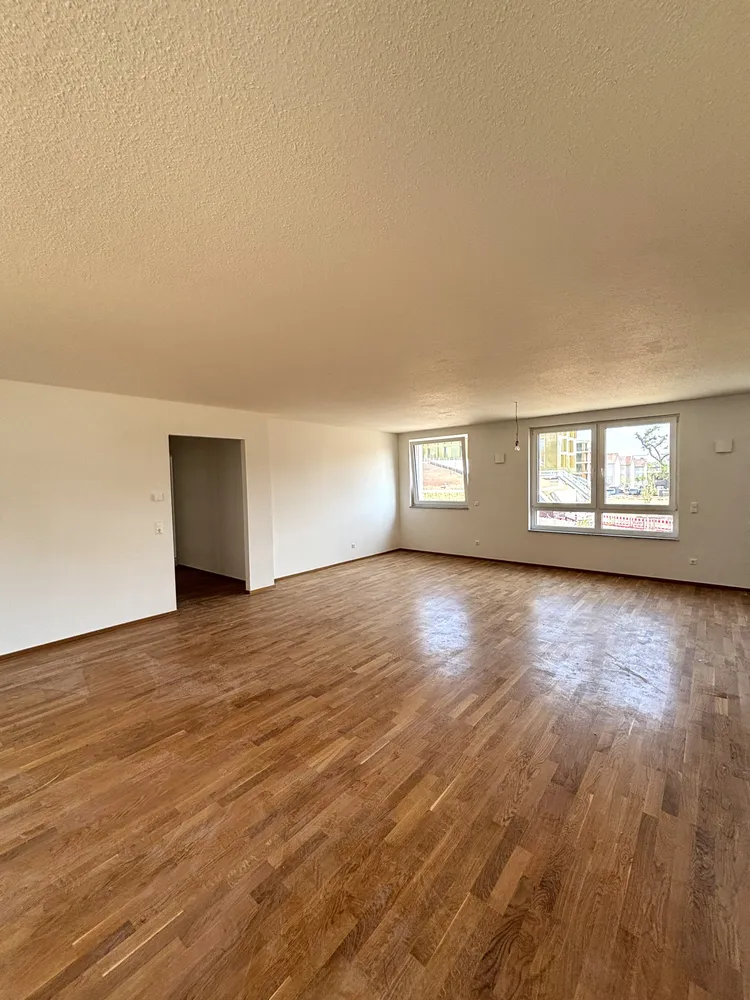4 Zimmer Wohnung mit 107 m² in Mannheim – Bild 2