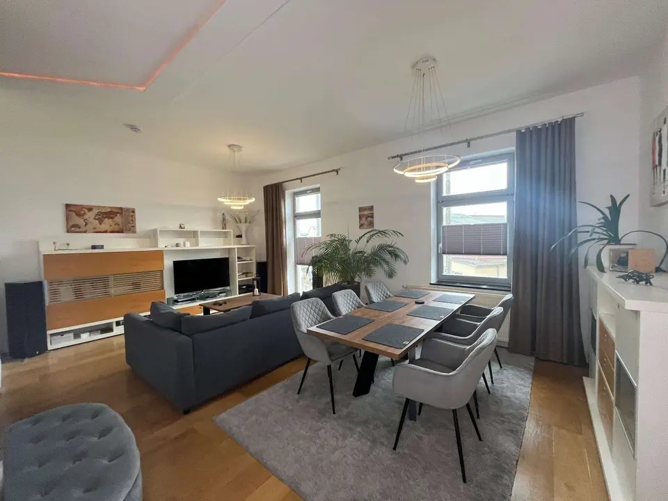 2 Zimmer Wohnung mit 64 m² in Rostock – Bild 2