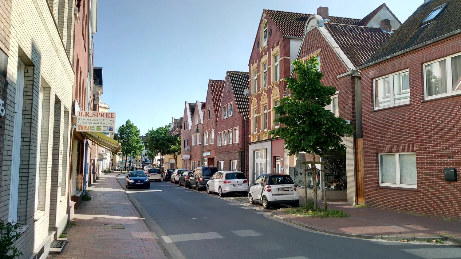 2 Zimmer Wohnung mit 68 m² in Emden – Bild 2