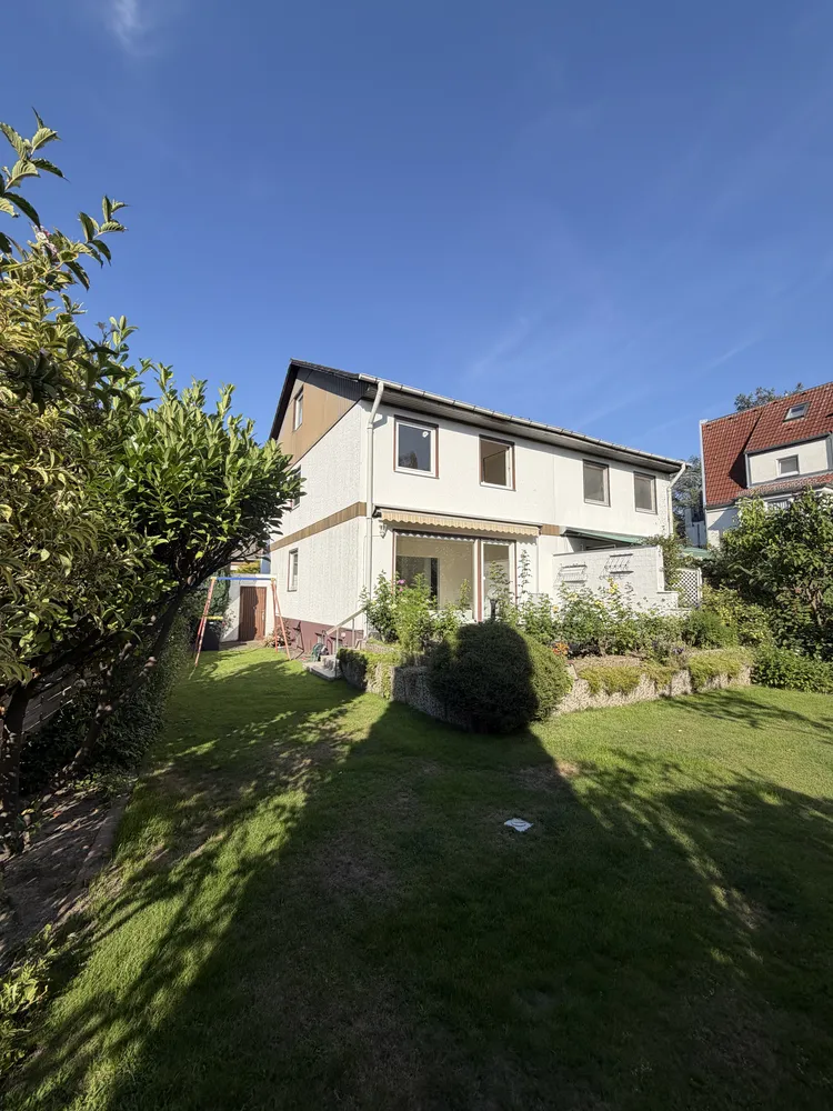 5 Zimmer Haus mit 110 m² in Berlin – Bild 1