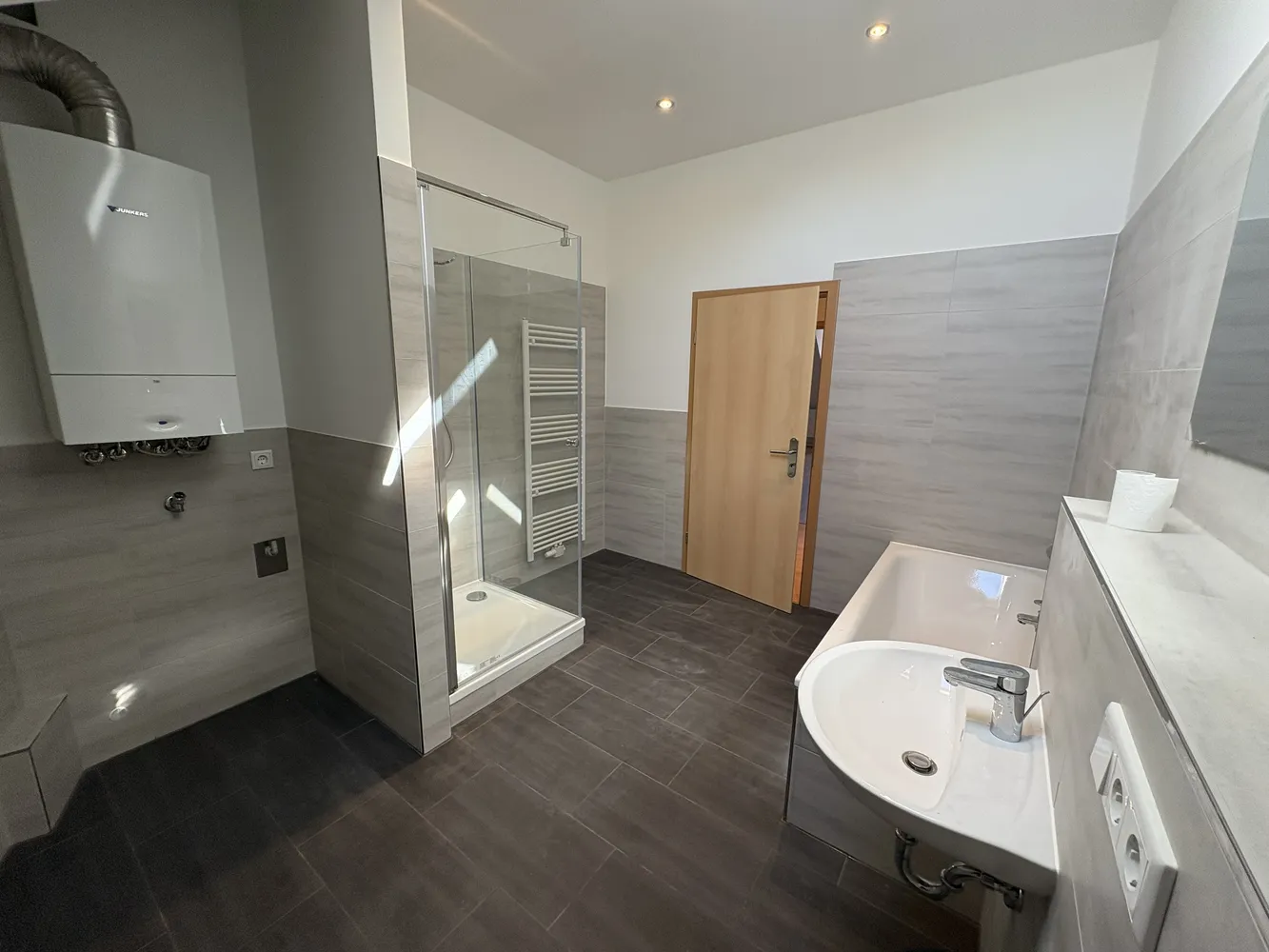 4 Zimmer Wohnung mit 120 m² in Hannover – Bild 8