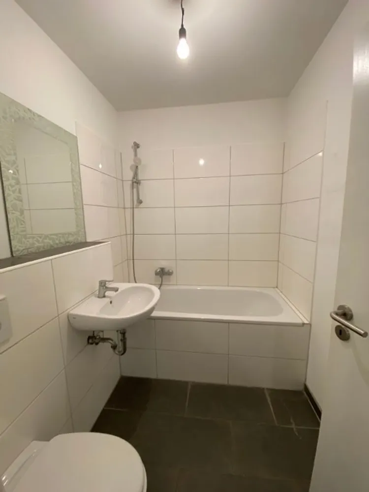 3 Zimmer Wohnung mit 71 m² in Duisburg – Bild 5