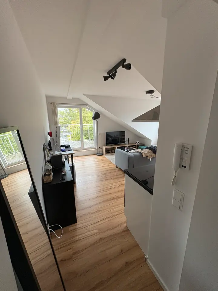 2 Zimmer Wohnung mit 93 m² in Aachen – Bild 3