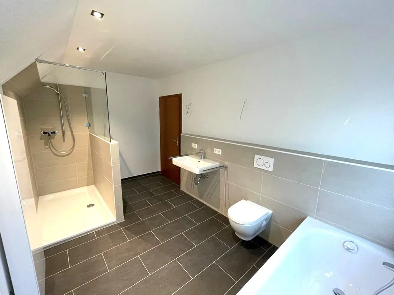 6 Zimmer Haus mit 135 m² in Hamburg – Bild 4