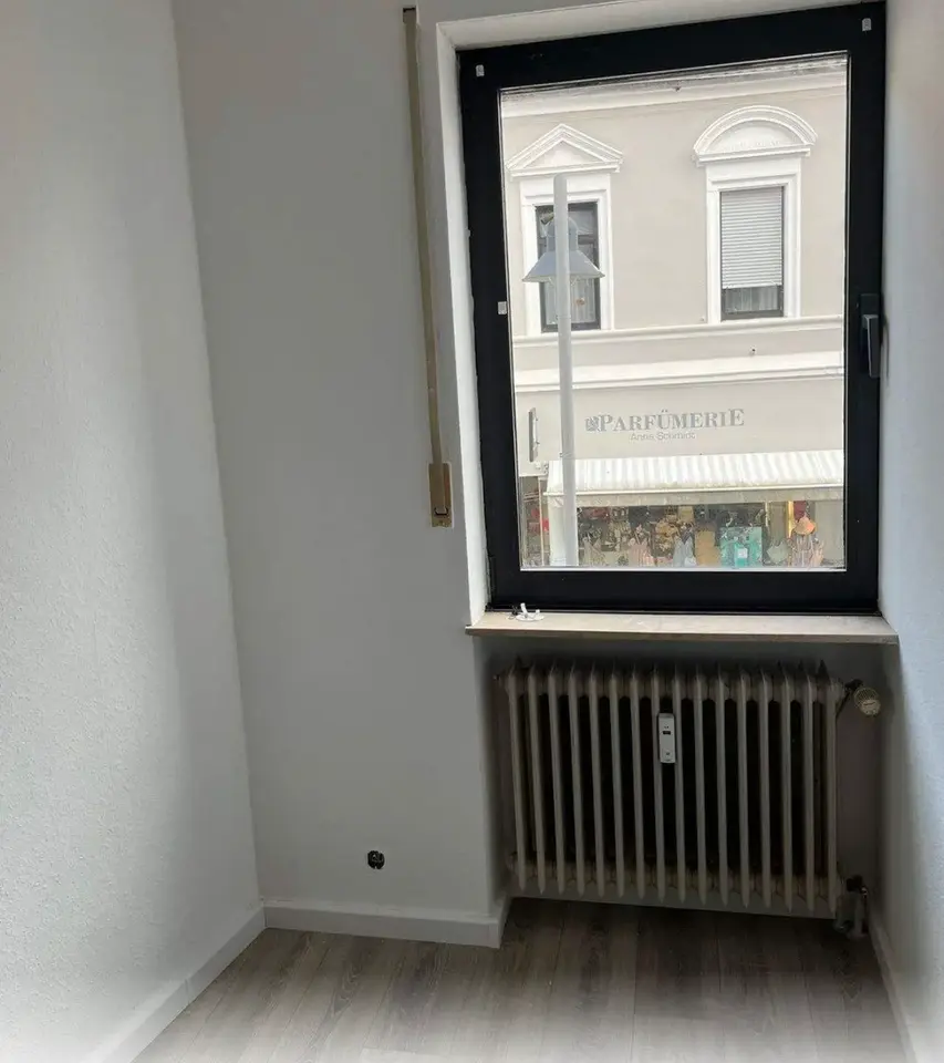 6 Zimmer Wohnung mit 108 m² in Saarbrücken – Bild 2