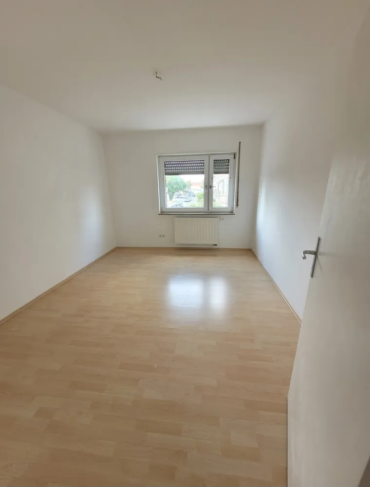 3 Zimmer Wohnung mit 88 m² in Ludwigshafen am Rhein – Bild 3