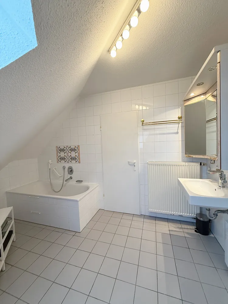 4 Zimmer Wohnung mit 80 m² in Bielefeld – Bild 2