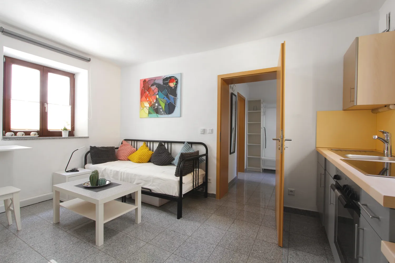 1 room apartment with 24 m² in Ingolstadt – Photo 2