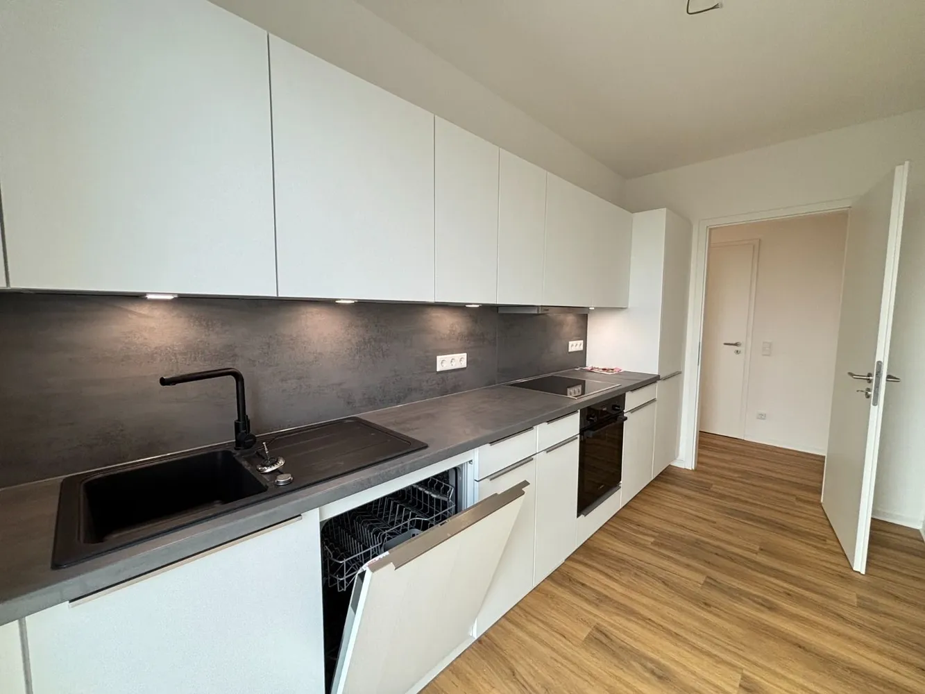 3 room apartment with 95 m² in Dresden – Photo 6