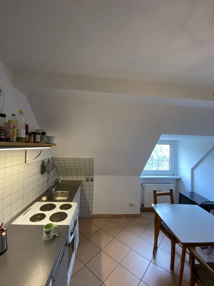 1 Zimmer Wohnung mit 32 m² in Köln – Bild 2