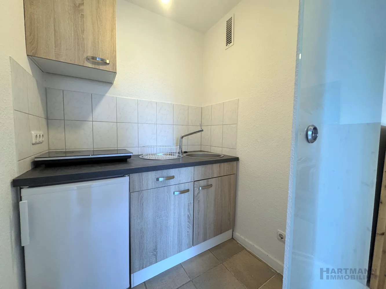 1 room apartment with 25 m² in Frankfurt am Main – Photo 5